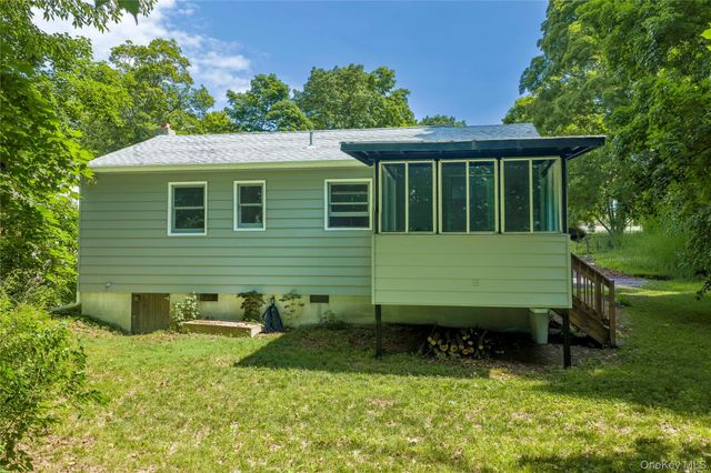 28 Birch Terrace, Pawling, NY 12564