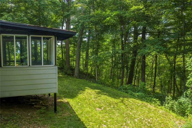 28 Birch Terrace, Pawling, NY 12564