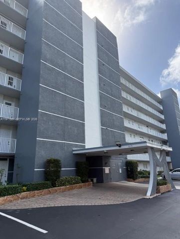 619 NE 14th Ave 303, Hallandale Beach, FL 33009