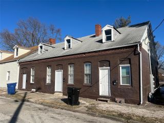 416 S 2nd Street, Belleville, IL 62220