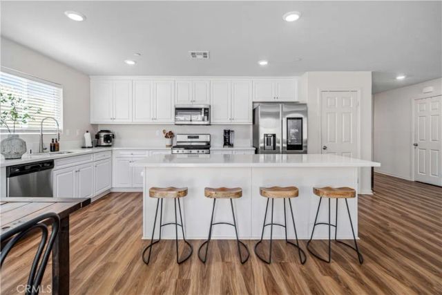 3561 Garnet Ln, Lancaster, CA 93535