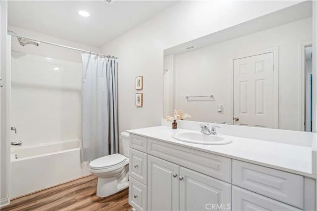 3561 Garnet Ln, Lancaster, CA 93535