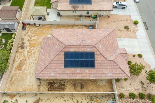 3561 Garnet Ln, Lancaster, CA 93535