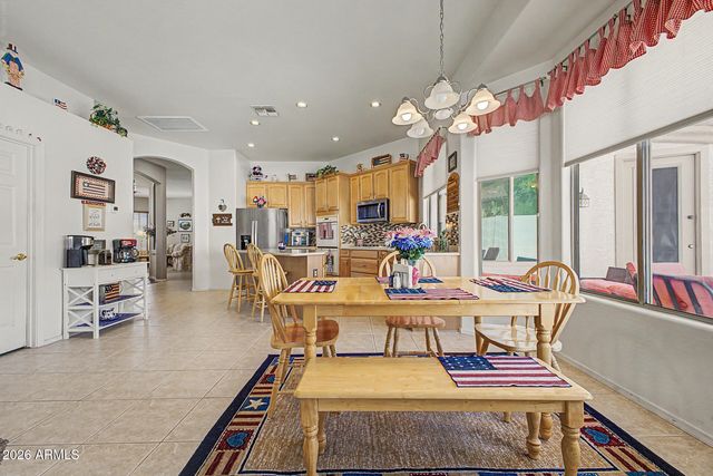 9728 E GOLDEN Street, Mesa, AZ 85207
