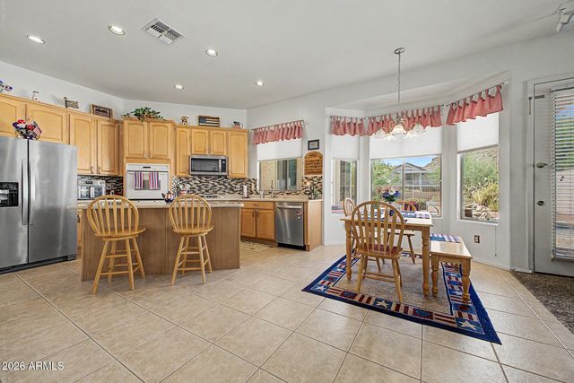 9728 E GOLDEN Street, Mesa, AZ 85207