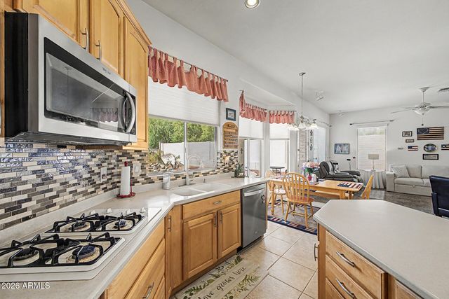 9728 E GOLDEN Street, Mesa, AZ 85207