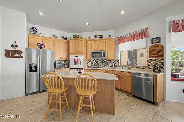 9728 E GOLDEN Street, Mesa, AZ 85207