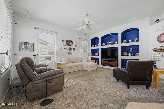 9728 E GOLDEN Street, Mesa, AZ 85207