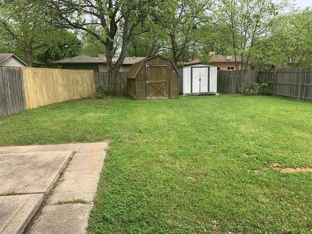 721 Lindenwood Drive, Lancaster, TX 75134