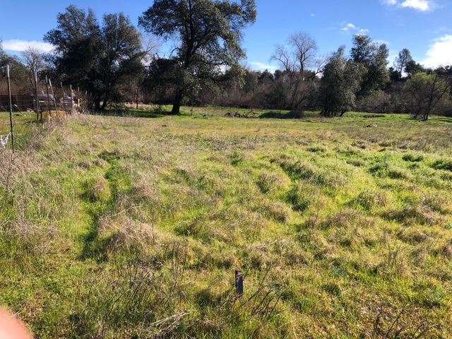 1513 Harpole Road, Redding, CA 96002