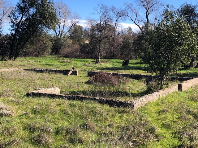 1513 Harpole Road, Redding, CA 96002