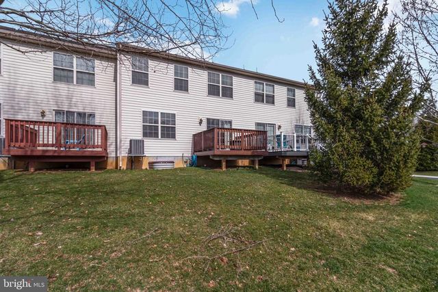 703 JONATHAN COURT, Mechanicsburg, PA 17055