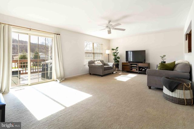 703 JONATHAN COURT, Mechanicsburg, PA 17055