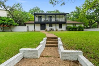 3520 Highland View DR, Austin, TX 78731