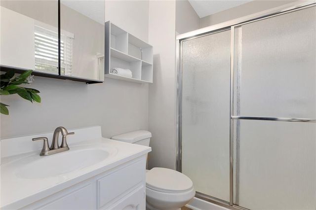 323 Gladstone Drive, Blue Springs, MO 64014