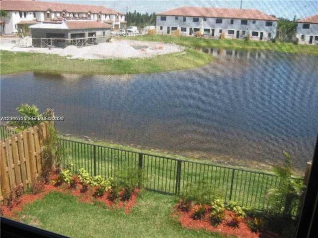 16585 SW 42nd Way 0, Miami, FL 33185