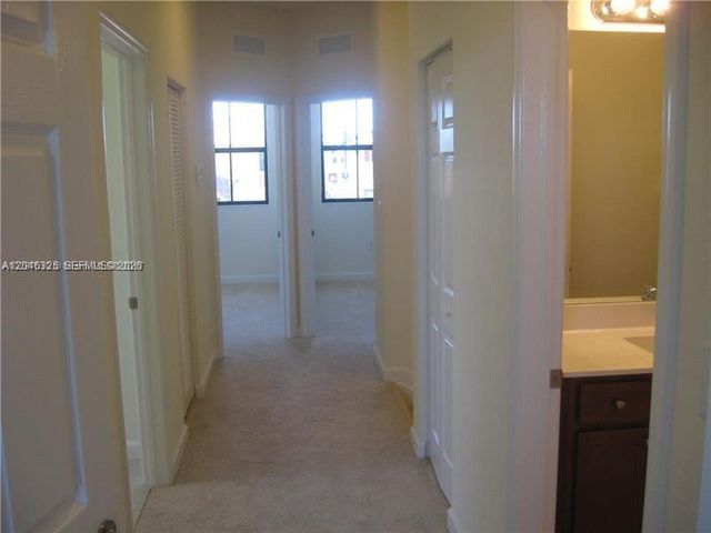 16585 SW 42nd Way 0, Miami, FL 33185