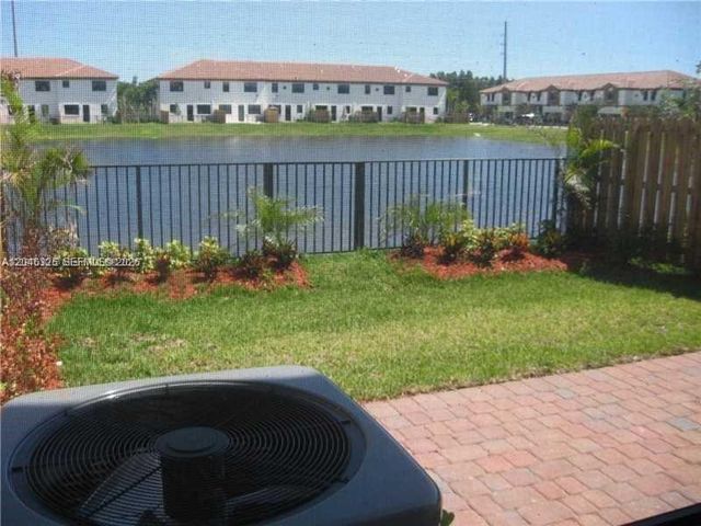 16585 SW 42nd Way 0, Miami, FL 33185