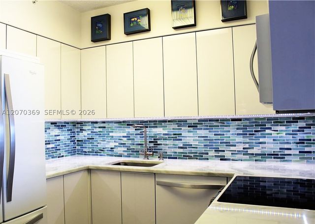 1500 Bay Rd 618S, Miami Beach, FL 33139