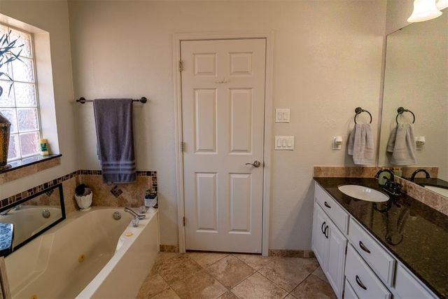 1221 NW 181st Street, Edmond, OK 73003