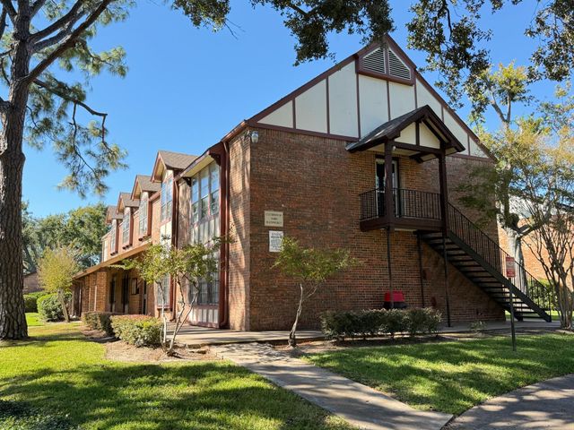 10372 Hammerly Boulevard 25, Houston, TX 77043