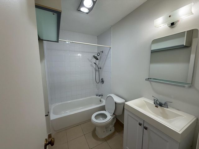 10372 Hammerly Boulevard 25, Houston, TX 77043