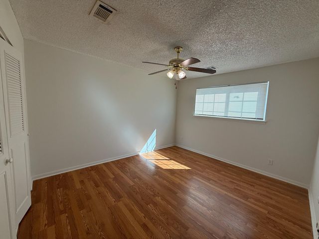 10372 Hammerly Boulevard 25, Houston, TX 77043