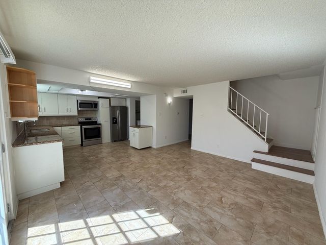 10372 Hammerly Boulevard 25, Houston, TX 77043