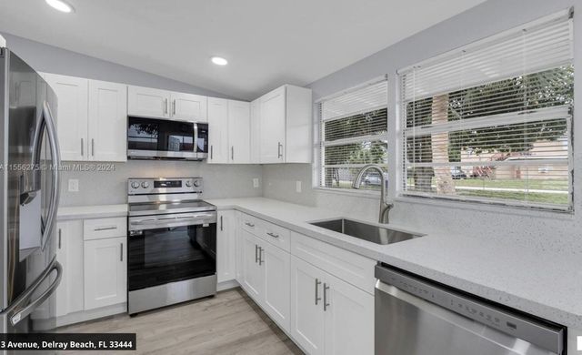 145 SW 13th Avenue, Delray Beach, FL 33444