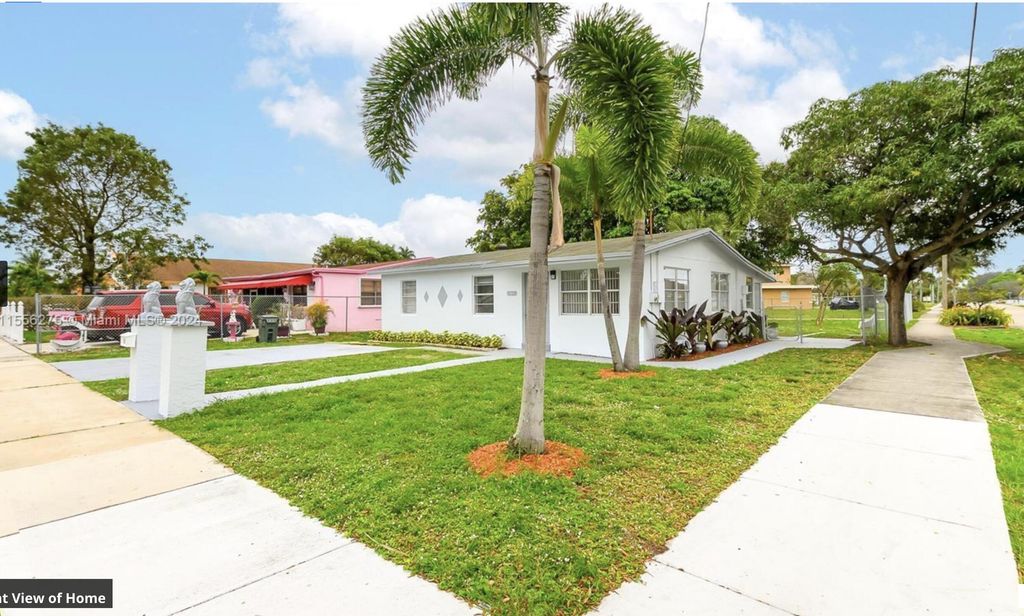 145 SW 13th Avenue, Delray Beach, FL 33444