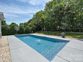 6609 Augustine Way, Charlotte, NC 28270