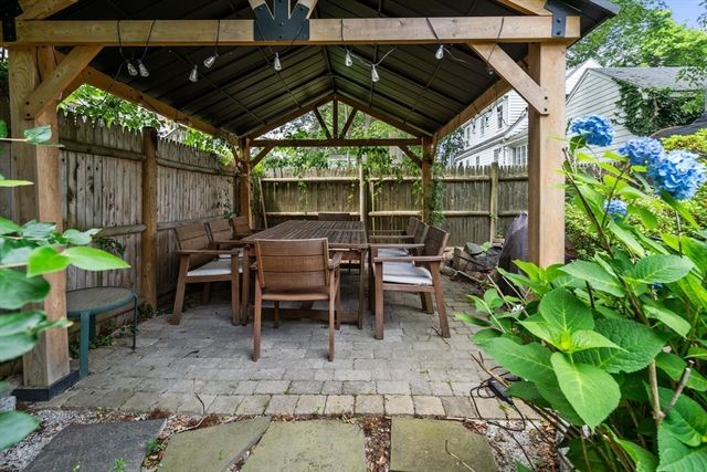 148 Furnace Brook Parkway, Quincy, MA 02169