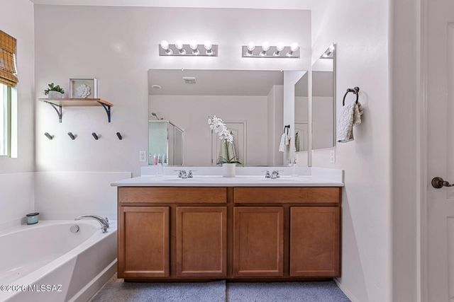 4292 W Thunder Ranch Place, Marana, AZ 85658