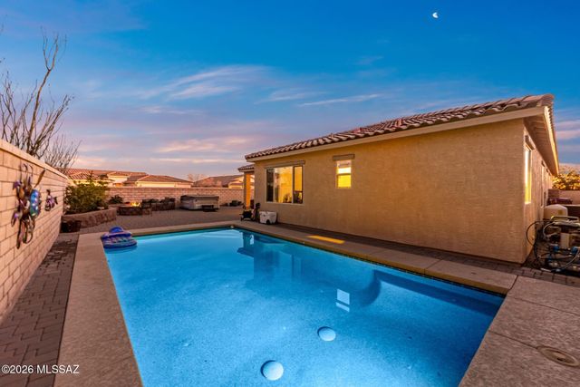 4292 W Thunder Ranch Place, Marana, AZ 85658
