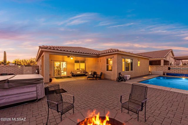 4292 W Thunder Ranch Place, Marana, AZ 85658