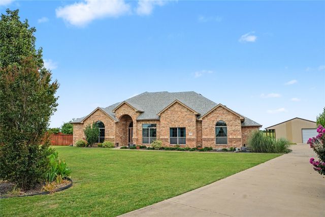 178 Chazlynn Court, Waxahachie, TX 75165