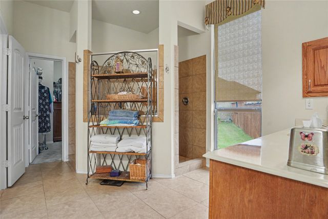 178 Chazlynn Court, Waxahachie, TX 75165