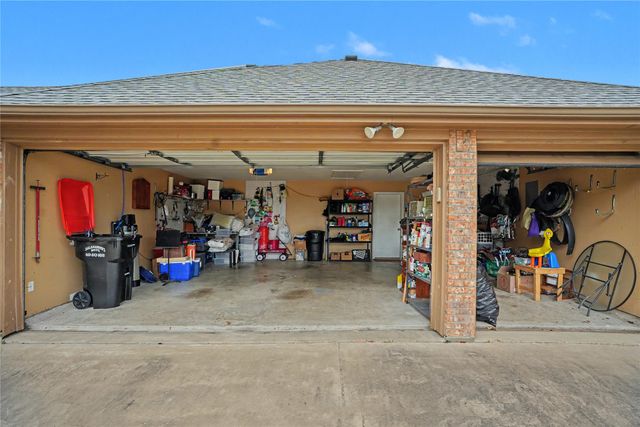178 Chazlynn Court, Waxahachie, TX 75165