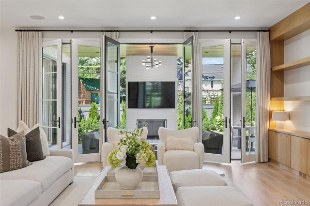 35 S Elm Street, Denver, CO 80246