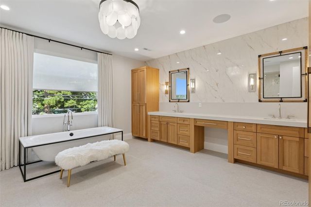 35 S Elm Street, Denver, CO 80246