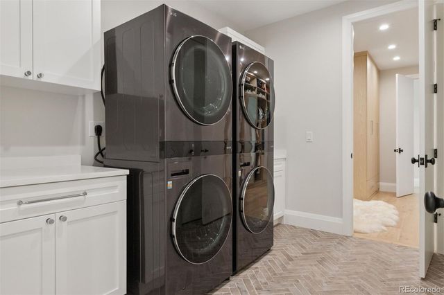 35 S Elm Street, Denver, CO 80246