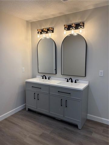 207 W 2nd Street, Creighton, MO 64739