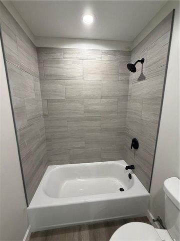 207 W 2nd Street, Creighton, MO 64739