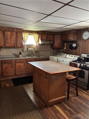 192 Cass Avenue, Cheektowaga, NY 14206