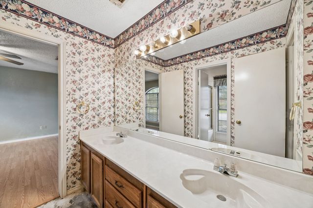 1814 Wyatt Drive, Garland, TX 75040