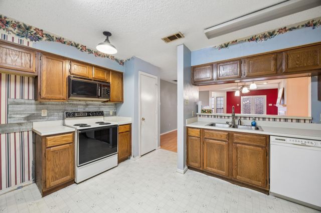 1814 Wyatt Drive, Garland, TX 75040