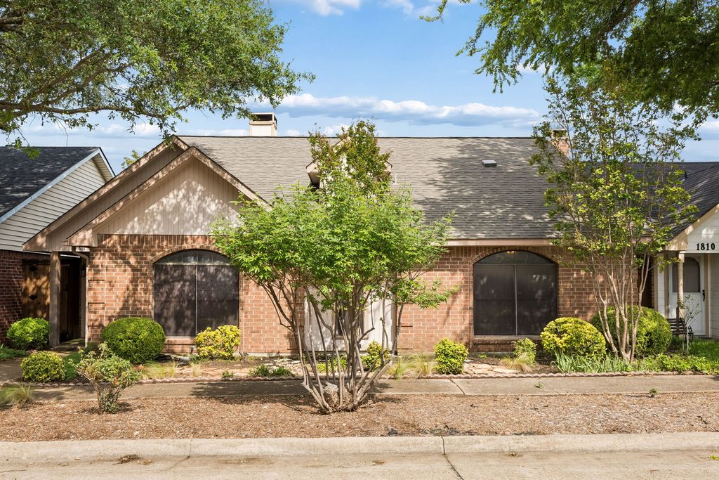 1814 Wyatt Drive, Garland, TX 75040