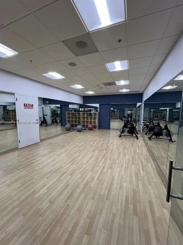 19380 Collins Ave 1402, Sunny Isles Beach, FL 33160