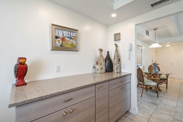 225 Beach Road 401, Tequesta, FL 33469