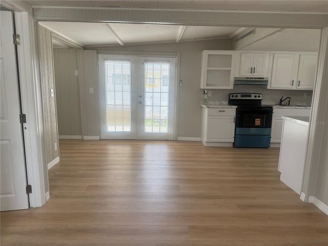 512 51ST AVENUE DRIVE W, Bradenton, FL 34207